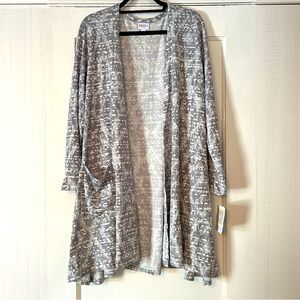 LuLaRoe Gray Patterned Women's Top
